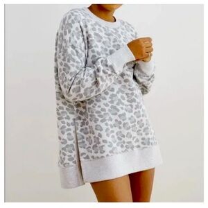 Oversized Aerie leopard print sweatshirt